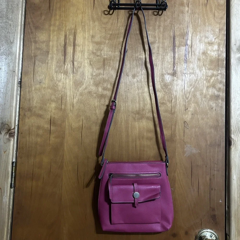St. Johns Bay‎ Pink Faux Leather Crossbody Handbag Purse